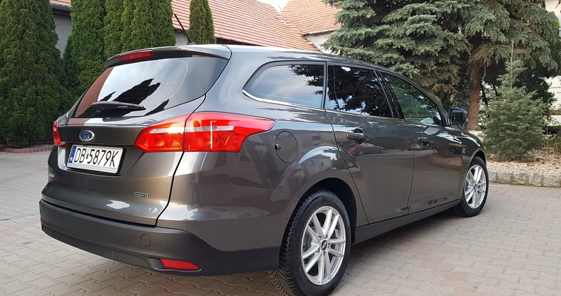 Ford Focus cena 36500 przebieg: 131000, rok produkcji 2017 z Strzegom małe 742